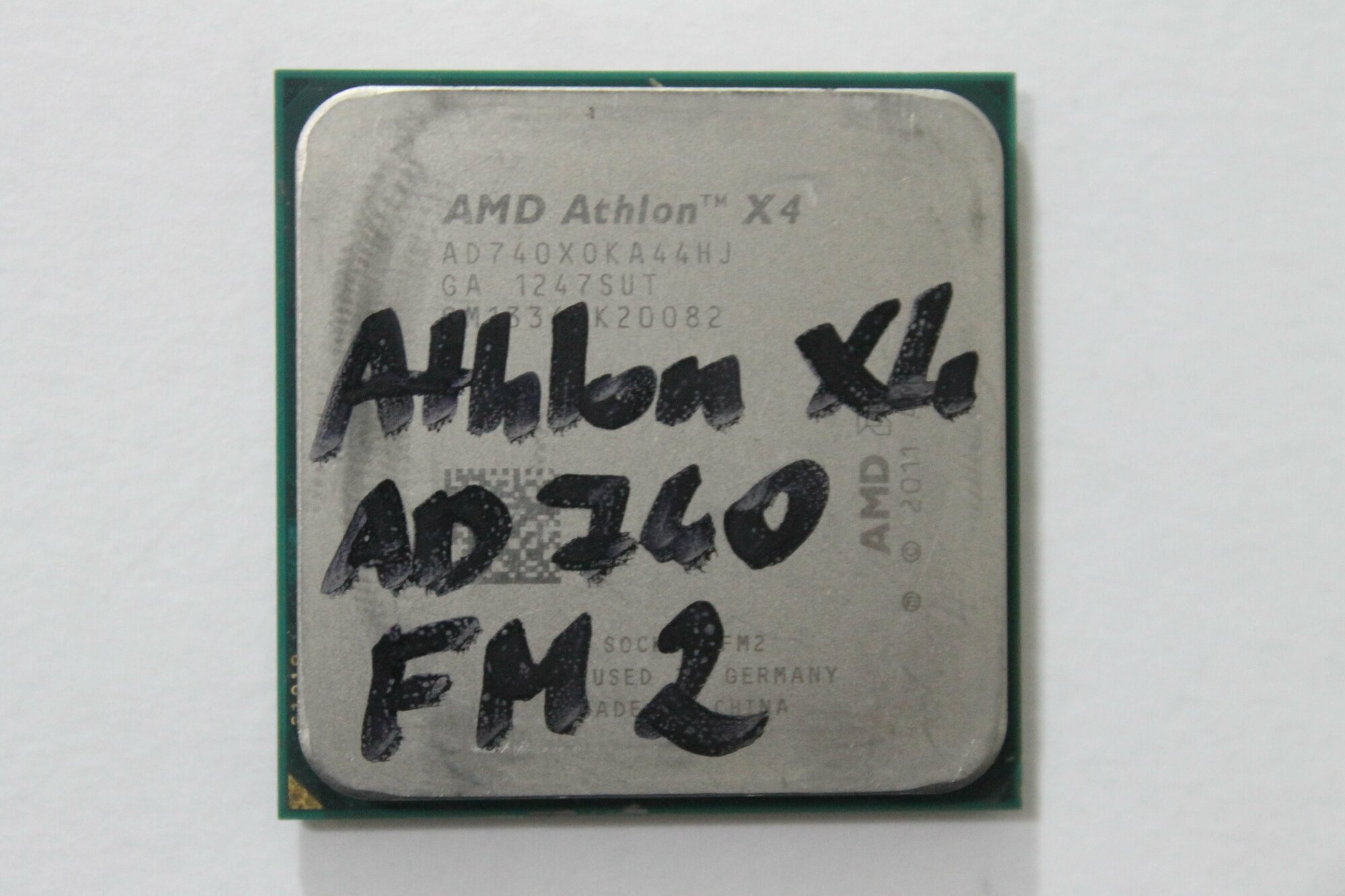 Процессор AMD Athlon II X4 740 Trinity FM2 4 x 3200 МГц