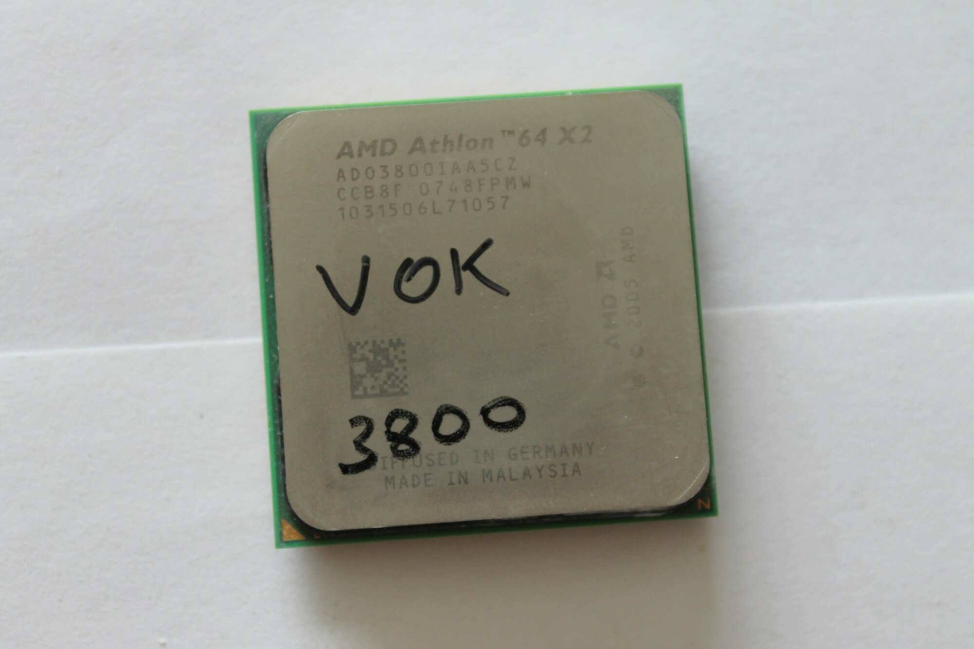 Процессор AMD Athlon 64 X2 3800+ ADO3800 2 ядра, 2 потока, Socket AM2