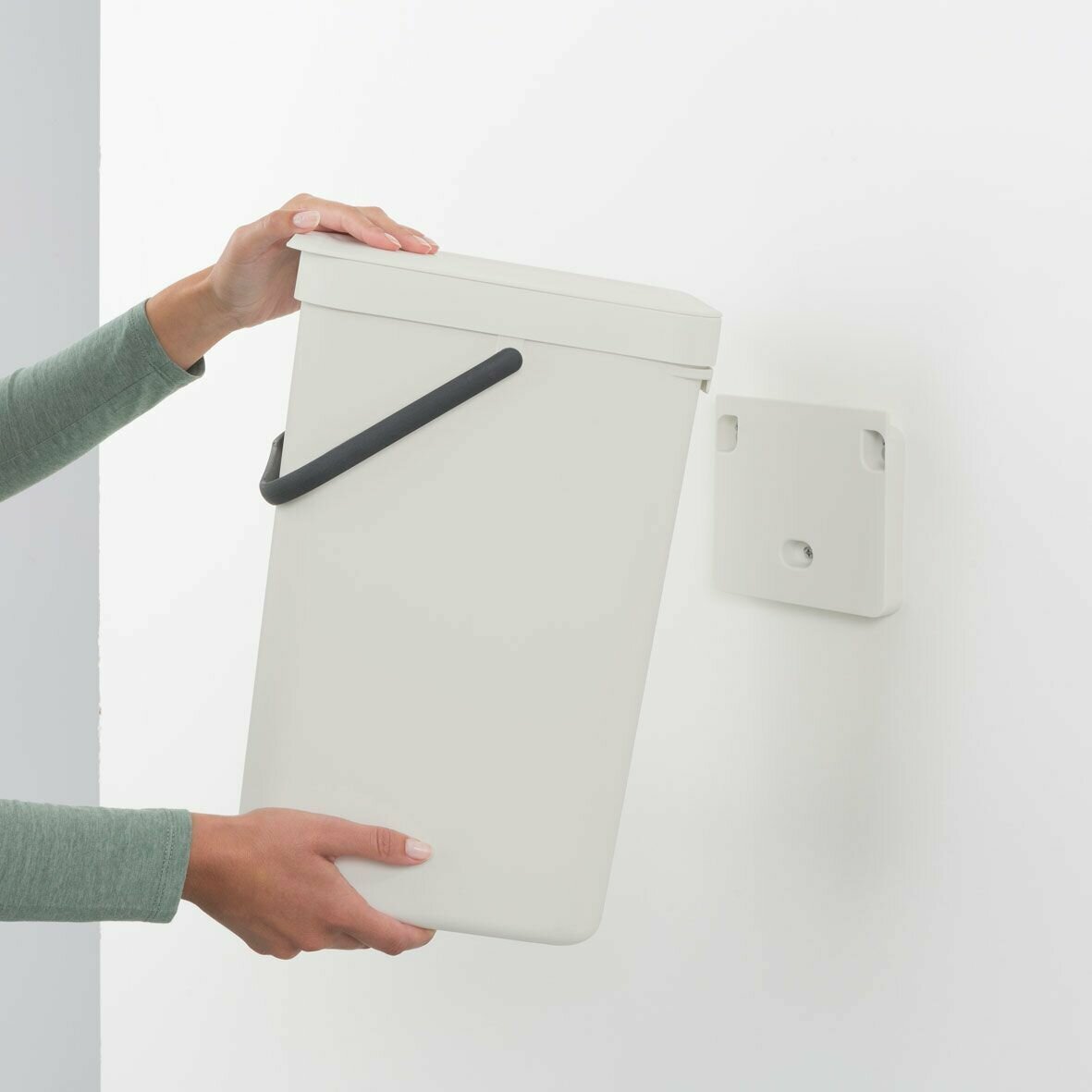 Ведро для мусора 16 л Brabantia Sort & Go светло-серый - фото №5