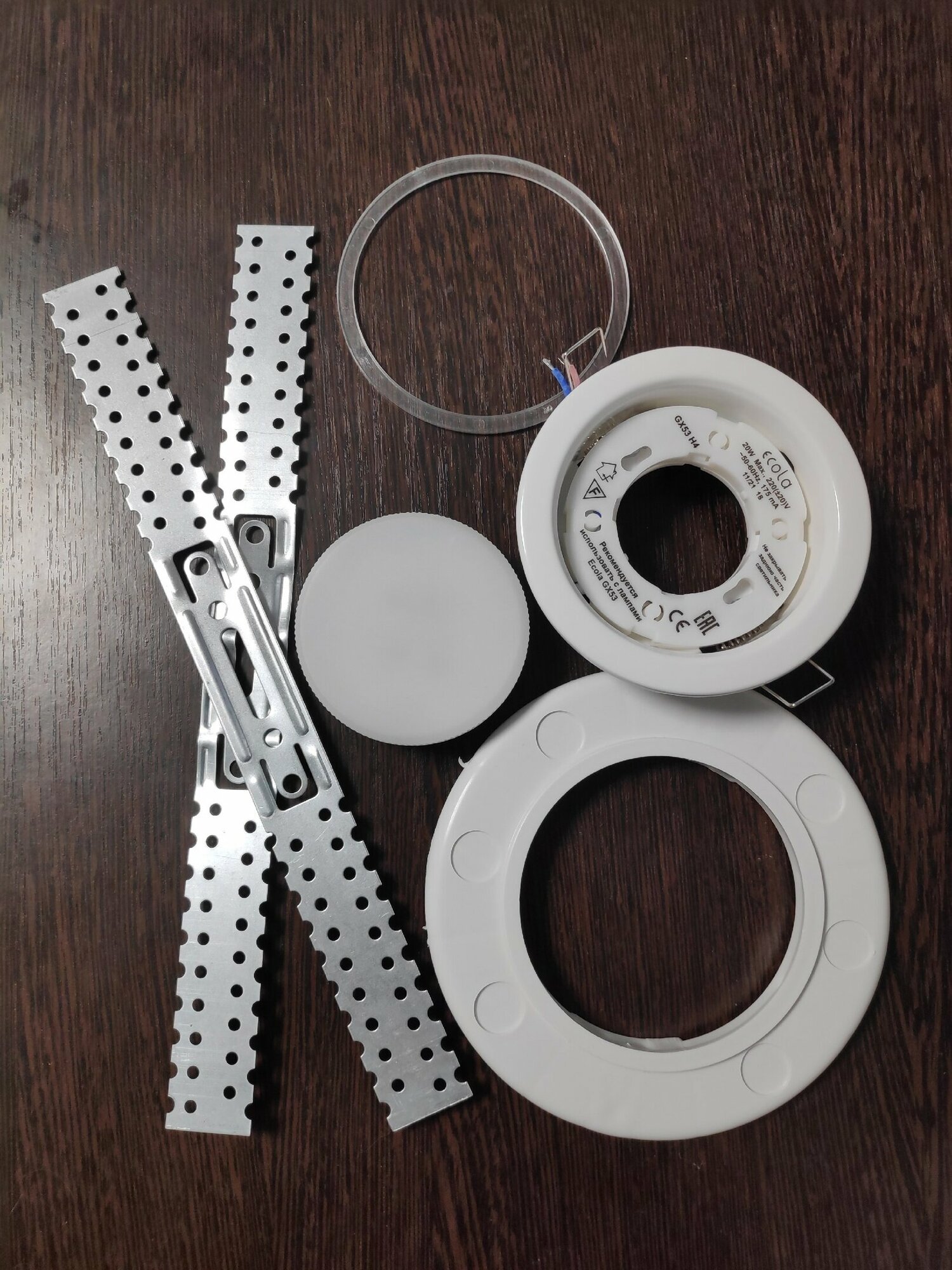 фото Светильник потолочный Ecola GX53 H4 хром для натяжных, подвесных потолков, набор для монтажа.