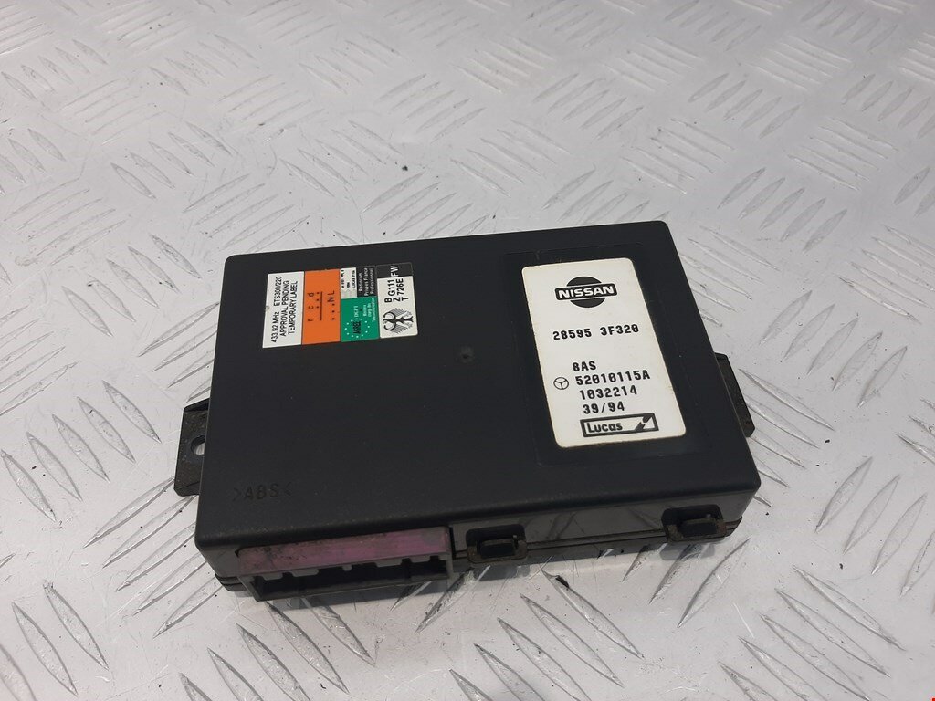 Блок комфорта Nissan Primera P10 285953F320 арт. 730642