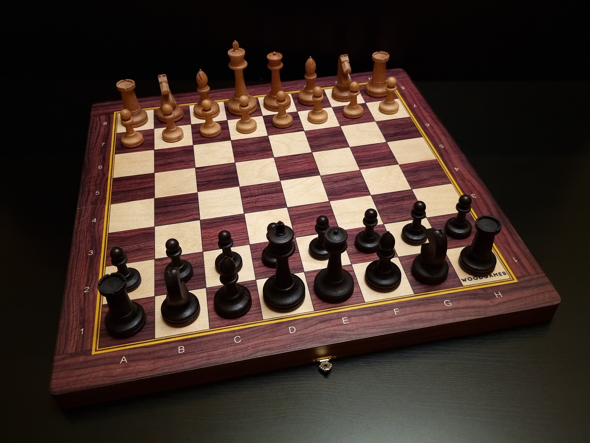 Шахматы "Баталия" 50х50 см (большие фигуры, утяжеленные), WOODGAMES