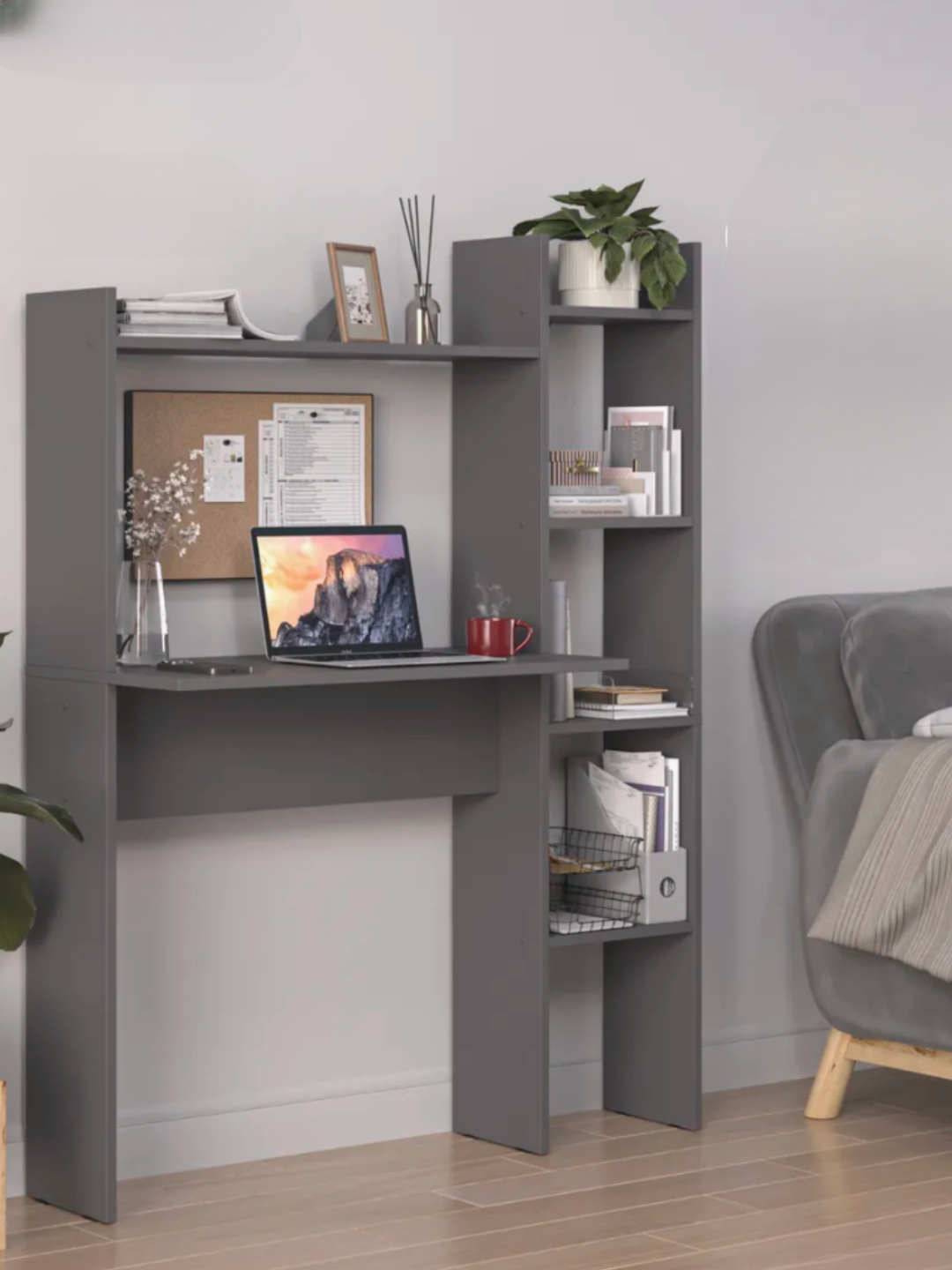 Рабочий стол с системой хранения: верхняя полка + боковые полки, компактная модель