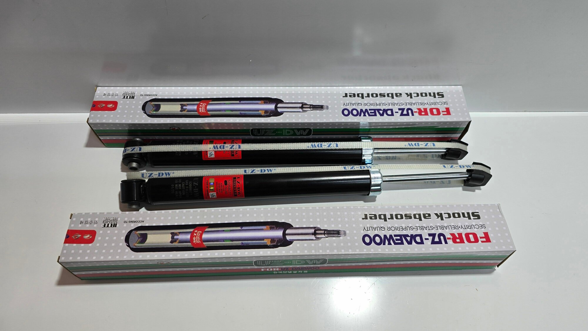 Амортизатор задний (комплект 2 штуки) Авео Т300, Кобальт, Равон Р4