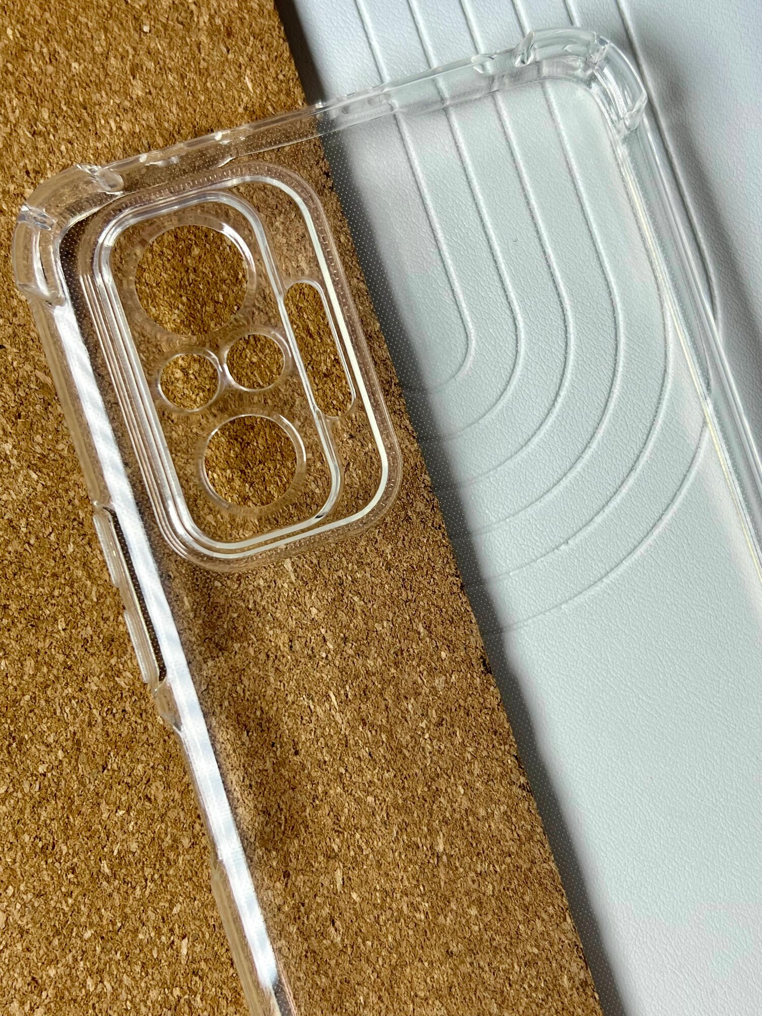 Изображение Чехол для Xiaomi Redmi Note 10 Pro (Ксиаоми, Сяоми Редми Ноут 10 Про) противоударный / с защитой камеры , прозрачный