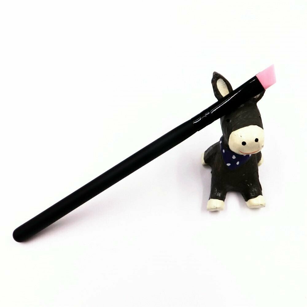 фото Скошенная силиконовая кисть ( цвет: розовый)