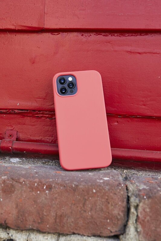 Чехол (клип-кейс) UBEAR Touch Case, для Apple iPhone 12/12 Pro, красный [cs62rr61th-i20] - фото №11