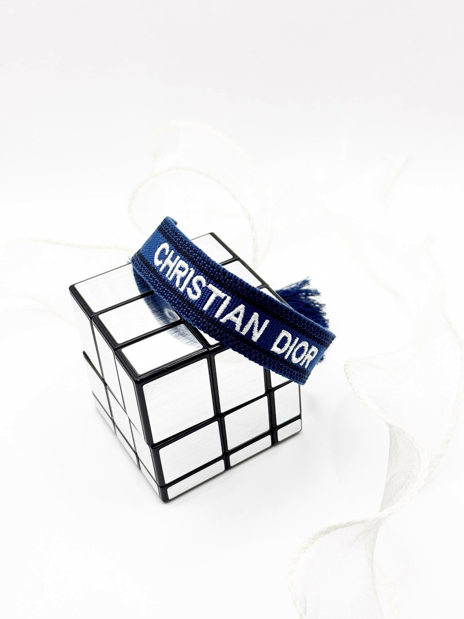 Плетеный браслет