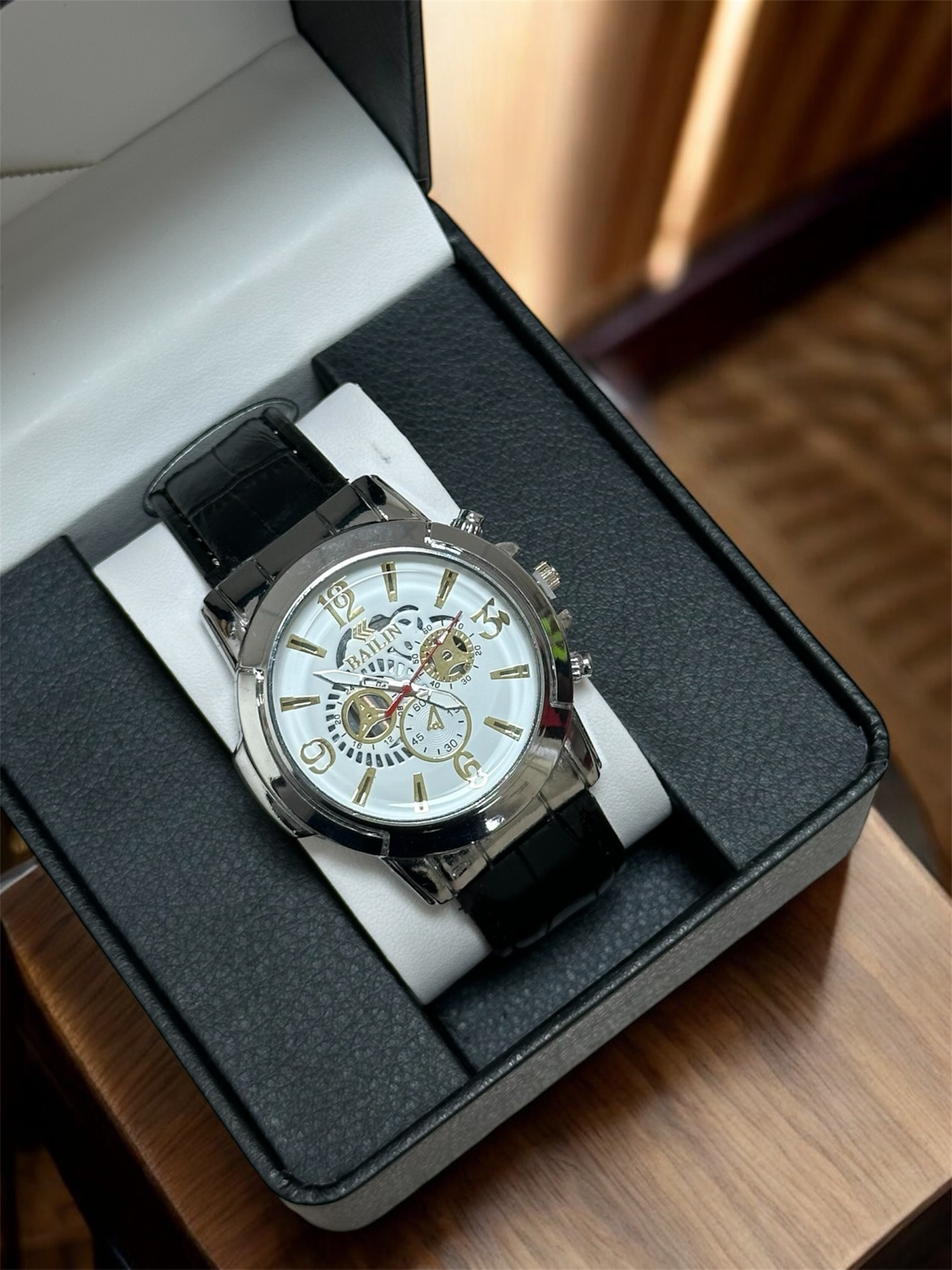 Наручные часы, белый, — фото 1