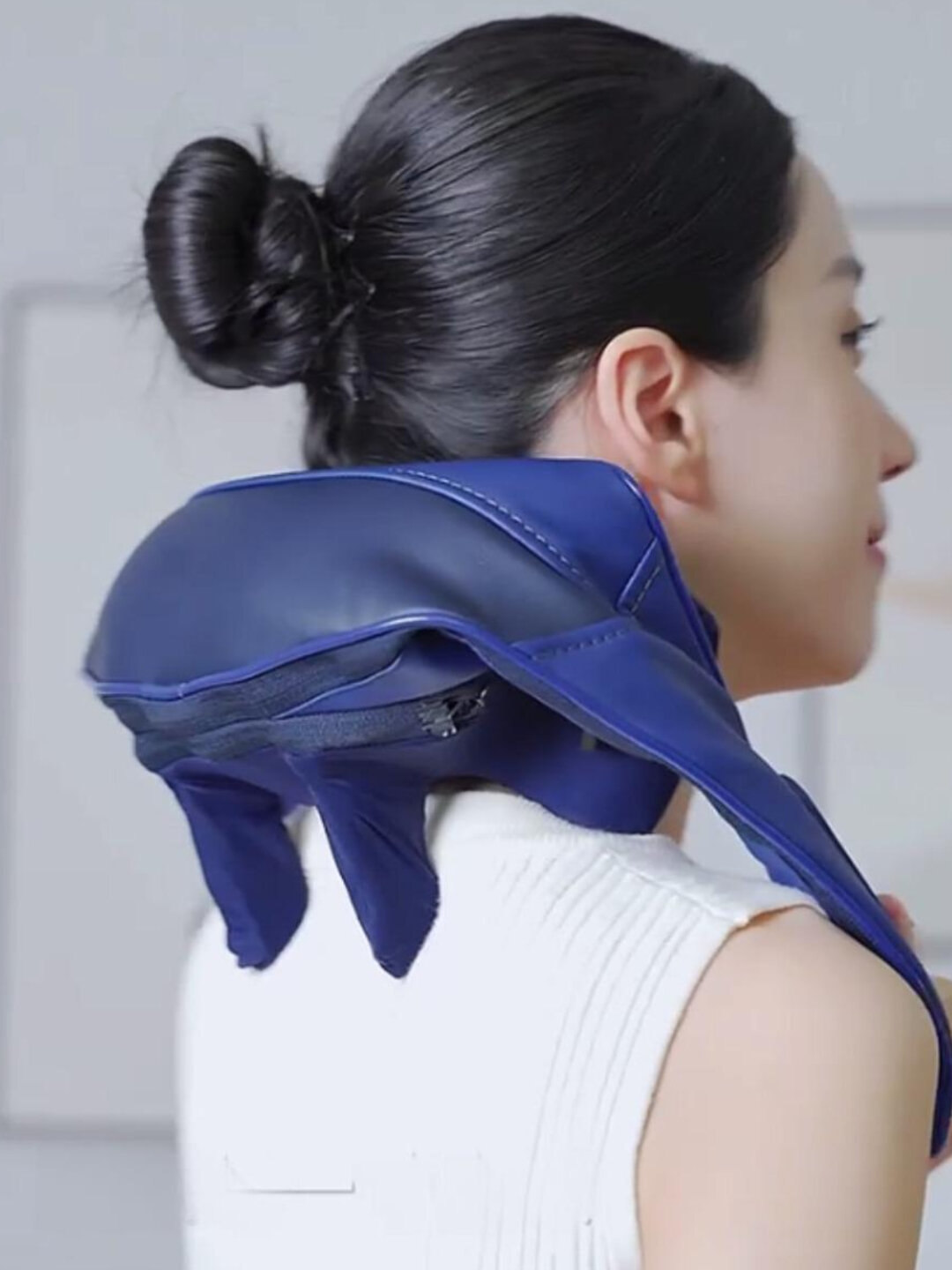 Универсальный массажер Seer Power MTi -01 - Помогает снять напряжение в мышцах и расслабиться.