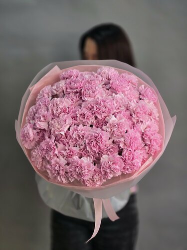 Изображение товара Букет из 51 гвоздик розового цвета, размер L, от "Di_Flowerslab"