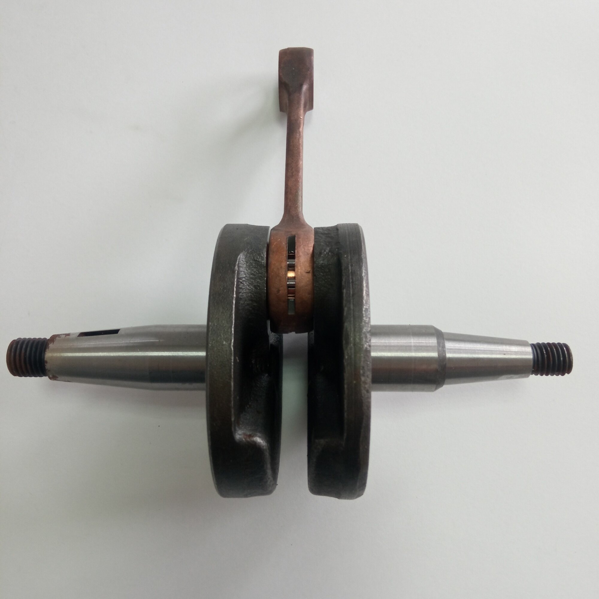 Коленчатый вал трамбовок BS50 BS60 2 BS65Y двигателя WM80 — фото 1