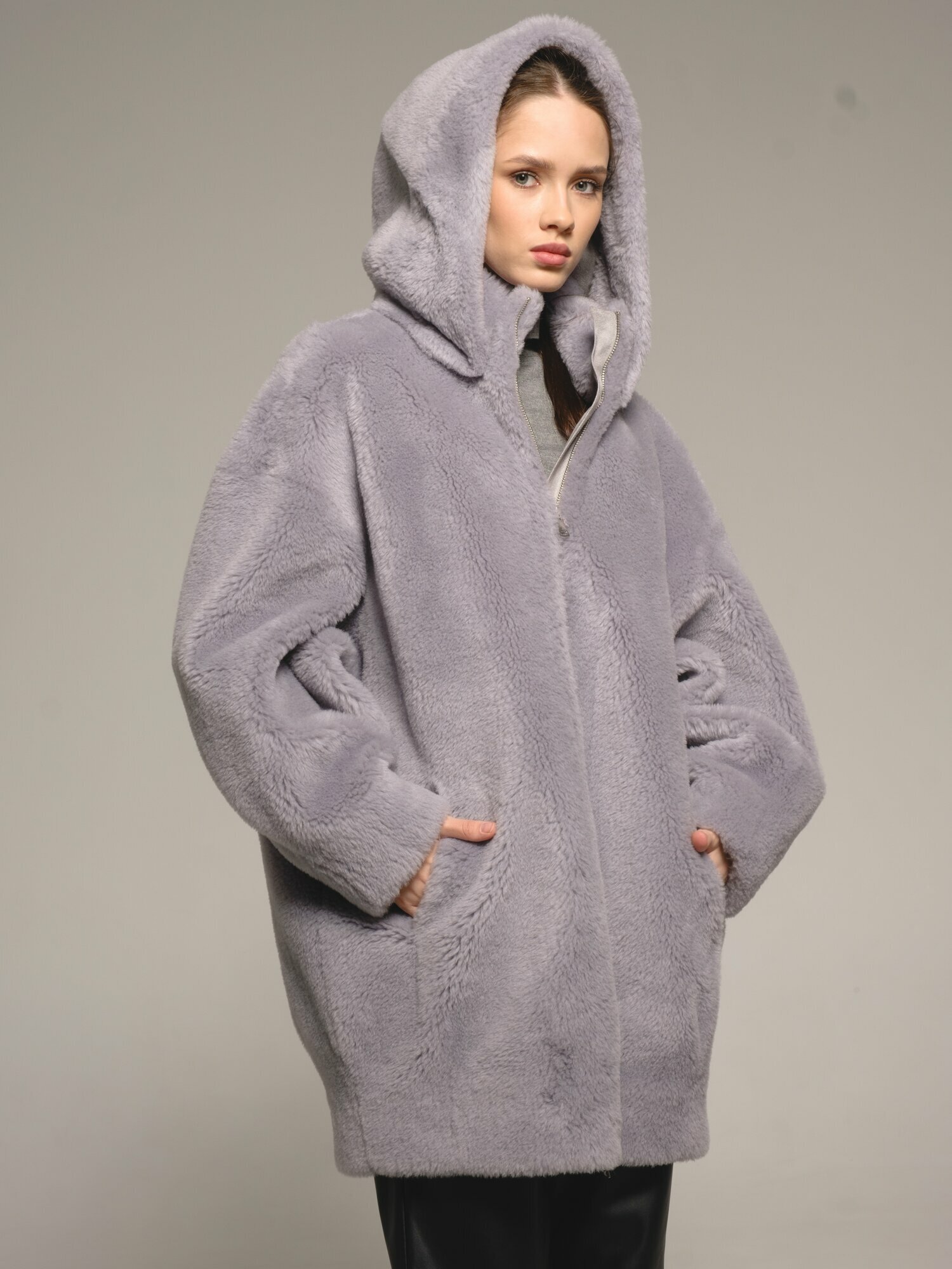 Шуба чебурашка Северина, размер 44, серая сталь