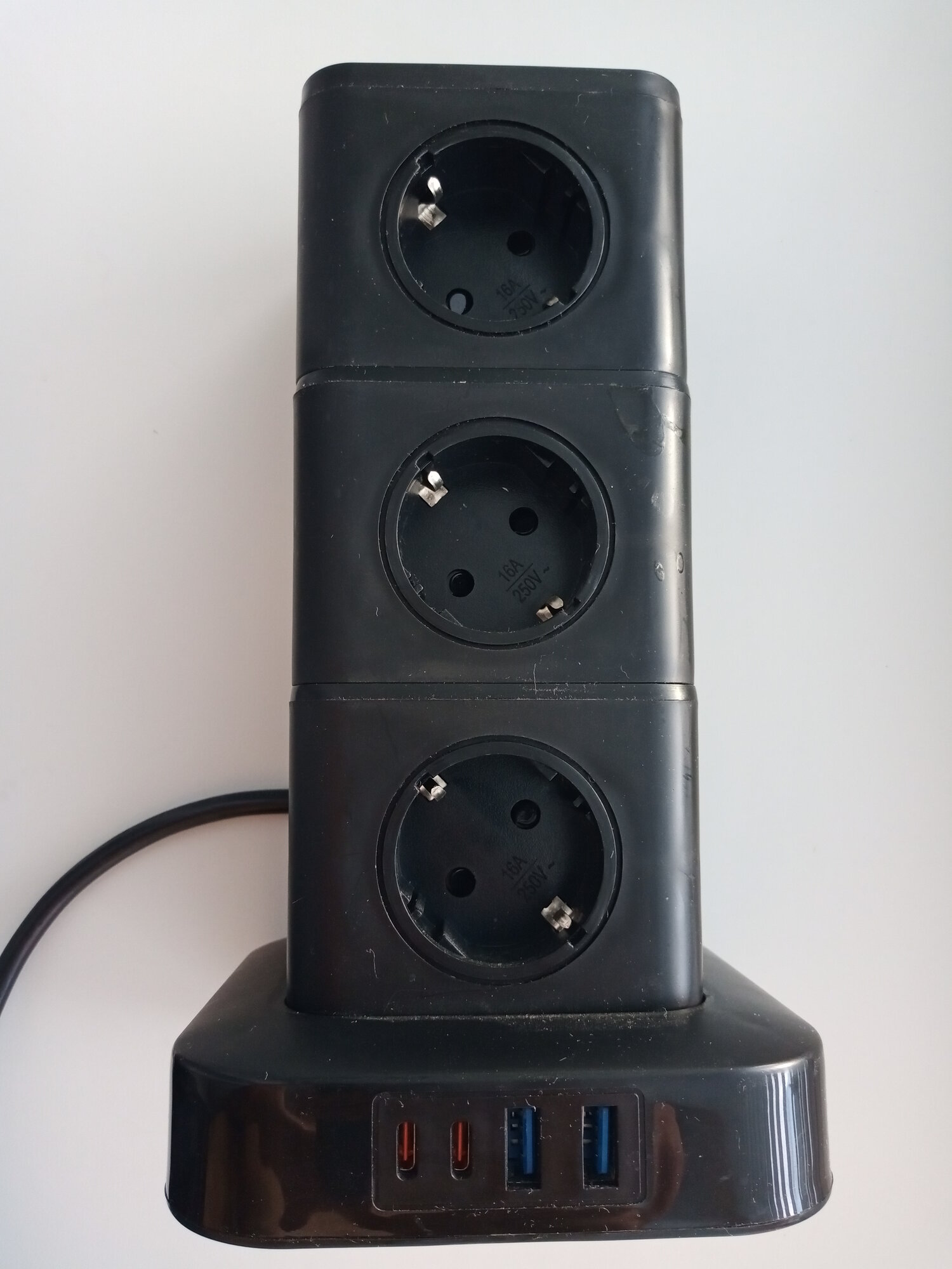 Сетевой фильтр-башня, 12 розеток, 2 usb, 2 type-c, шнур 1,8 метра, черный — фото 1