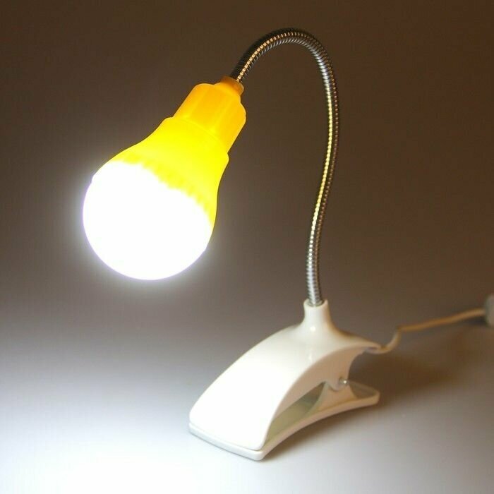 Лампа на прищепке "Свет" желтый 13LED 1,5W провод USB 4x9x31,5 см - фотография № 2