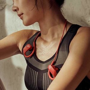Beats Powerbeats High Performance Wireless red