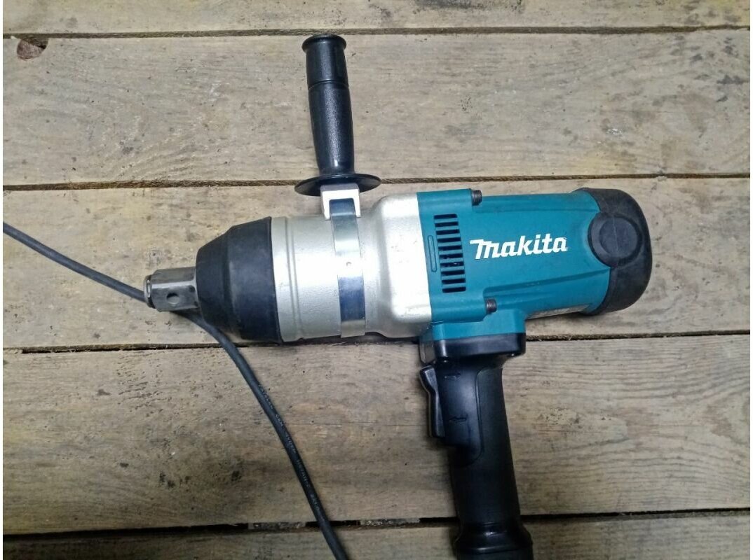 Ударный гайковерт Makita TW1000, 1200 Вт - фотография № 17