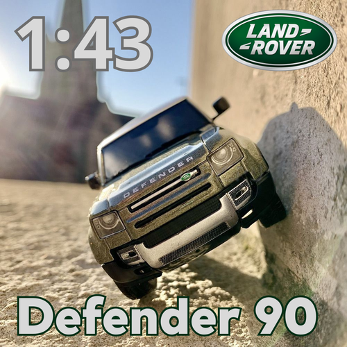 Масштабная модель Land Rover Defender 90 First Edition серый, зеленый, белый