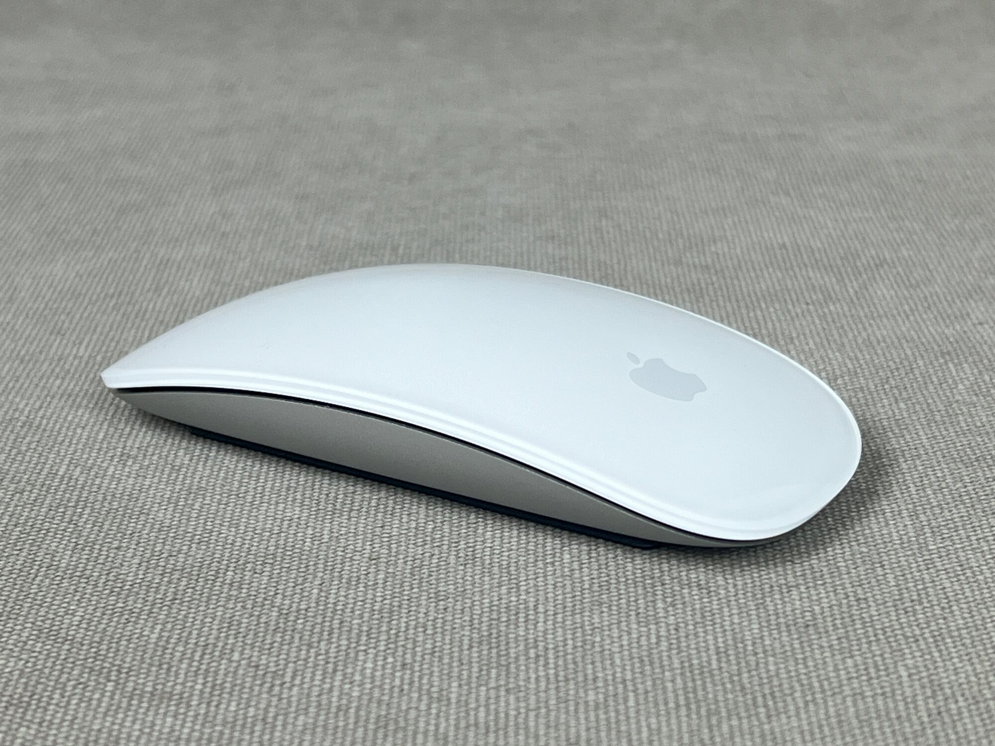 Bluetooth-мышь Apple Magic Mouse 3 White — фото 1