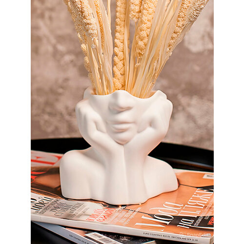 Ваза для сухоцветов ALFA-ART из гипса Мечтательница Амелия 753₽