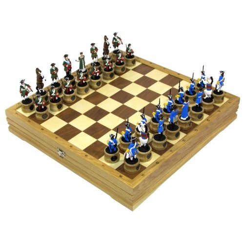 Шахматы исторические с раскрашенными фигурами из цинка "Полтавское сражение"