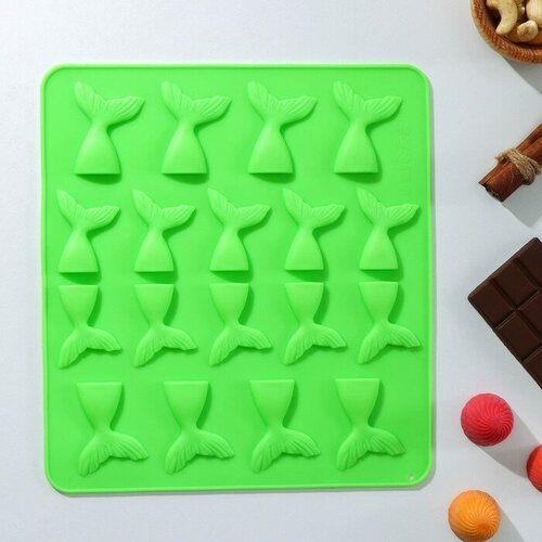 Форма для украшений Доляна Хвост силикон 2522504 см 18 ячеек цвет микс для дома 599₽