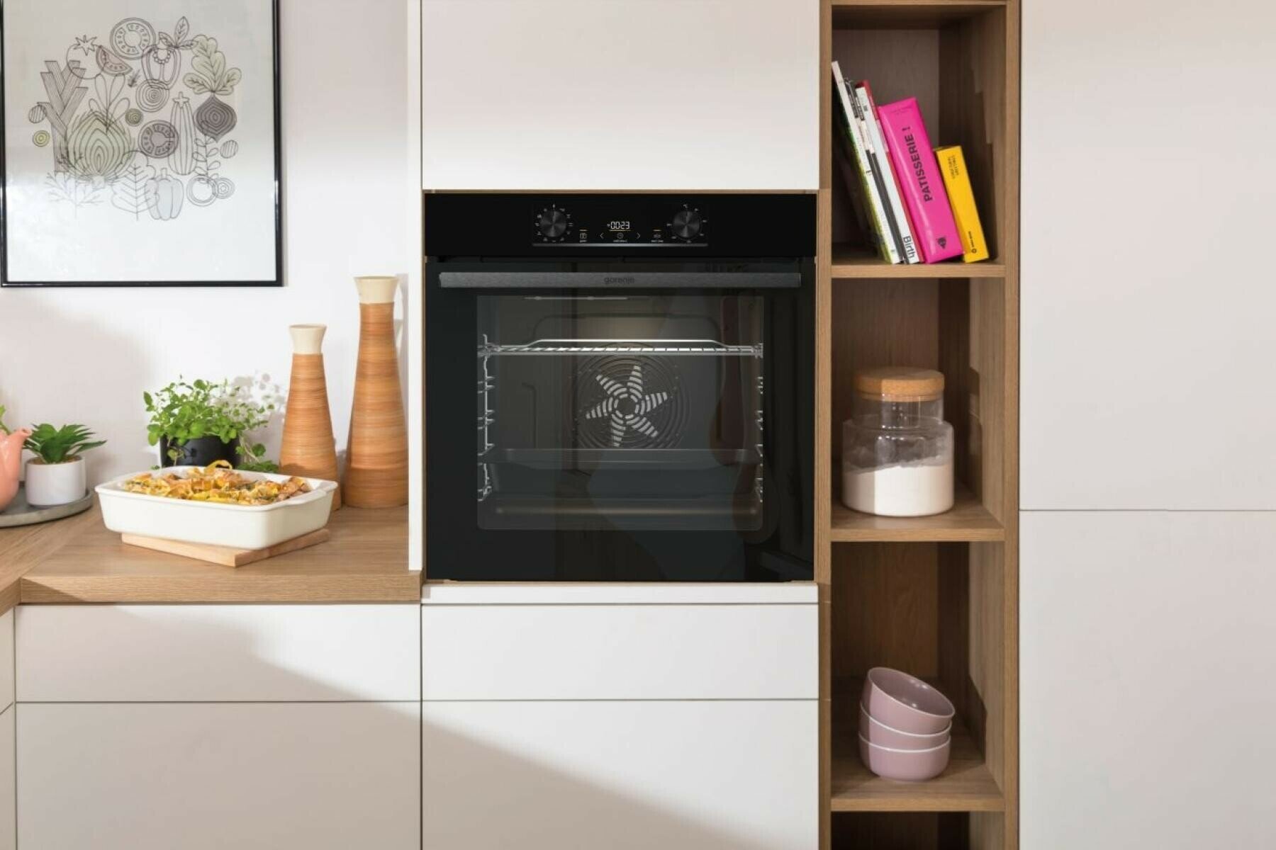 Электрический духовой шкаф Gorenje BO6735E02BK