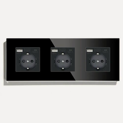 Изображение товара Розетка электрическая 3 поста, с Usb/Type-C АC, рамка 228х86мм стекло, цвет черный
