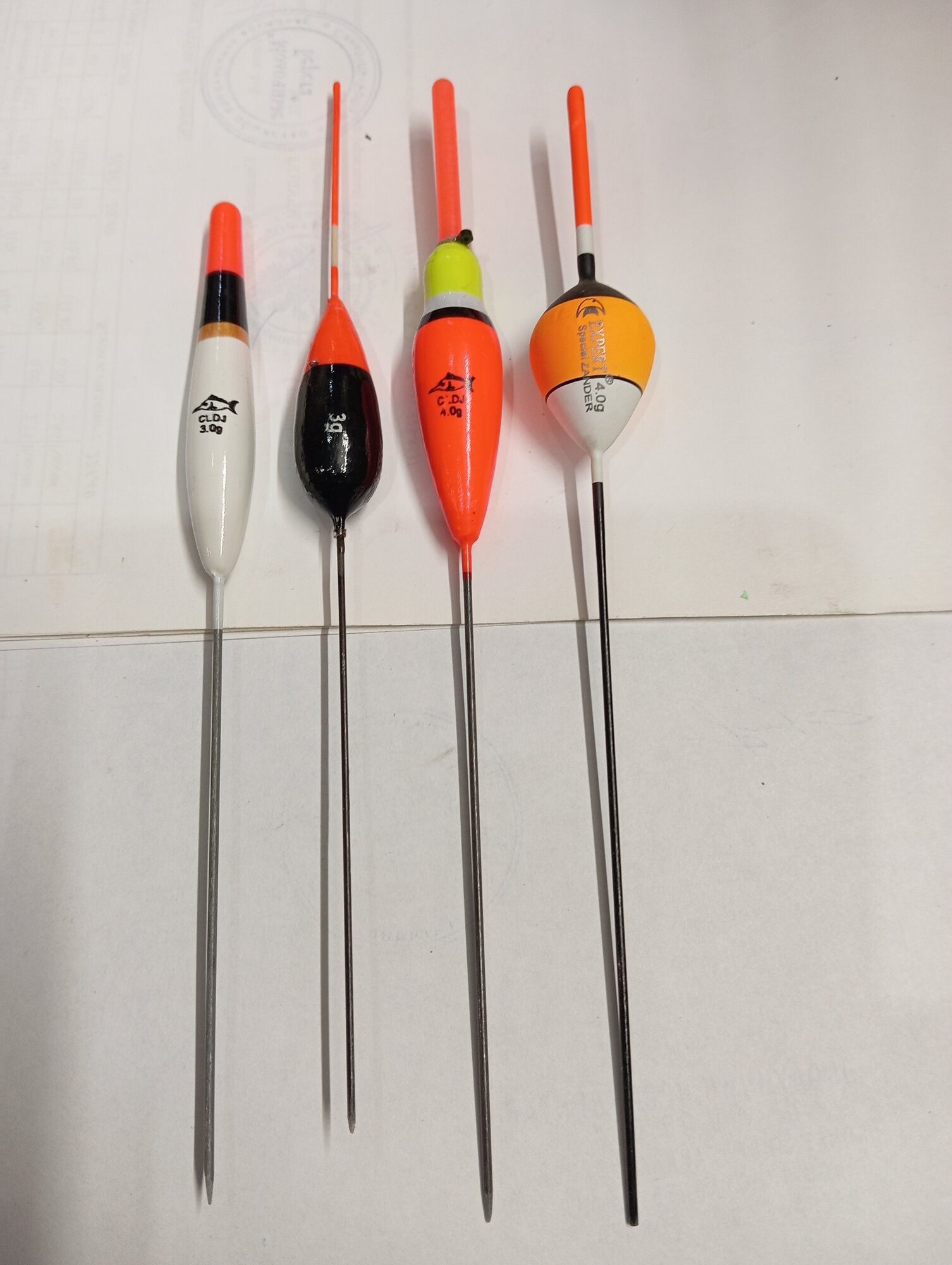 Попловки рыболовные упаковка 4ш-т