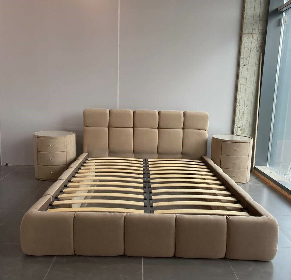VIERO Кровать Марракеш мягкое изголовье с размером спального места 160х200 с ортопедическим основанием, без подъемного механизма