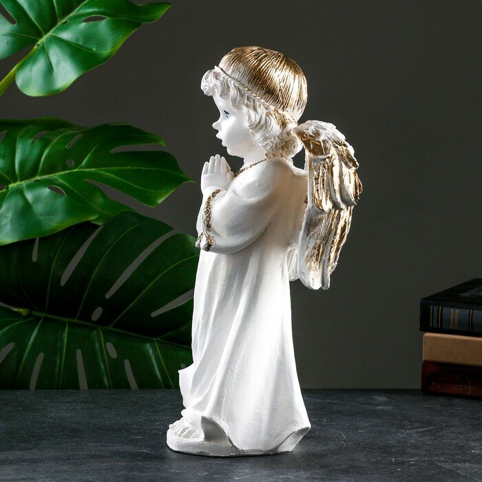 Фигура Ангел в молитве белое золото