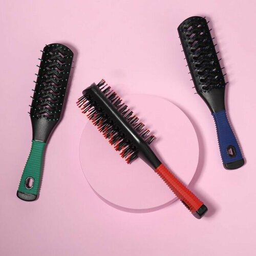 Расческа гребень для волос для стрижек и укладки парикмахерская универсальная для мокрых и сухих волос массажная двусторонняя вентилируемая 5 х 22 см цвет микс 540₽