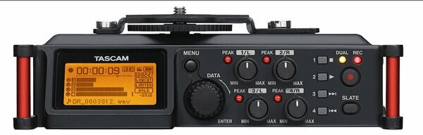 Портативный рекордер Tascam DR-70D