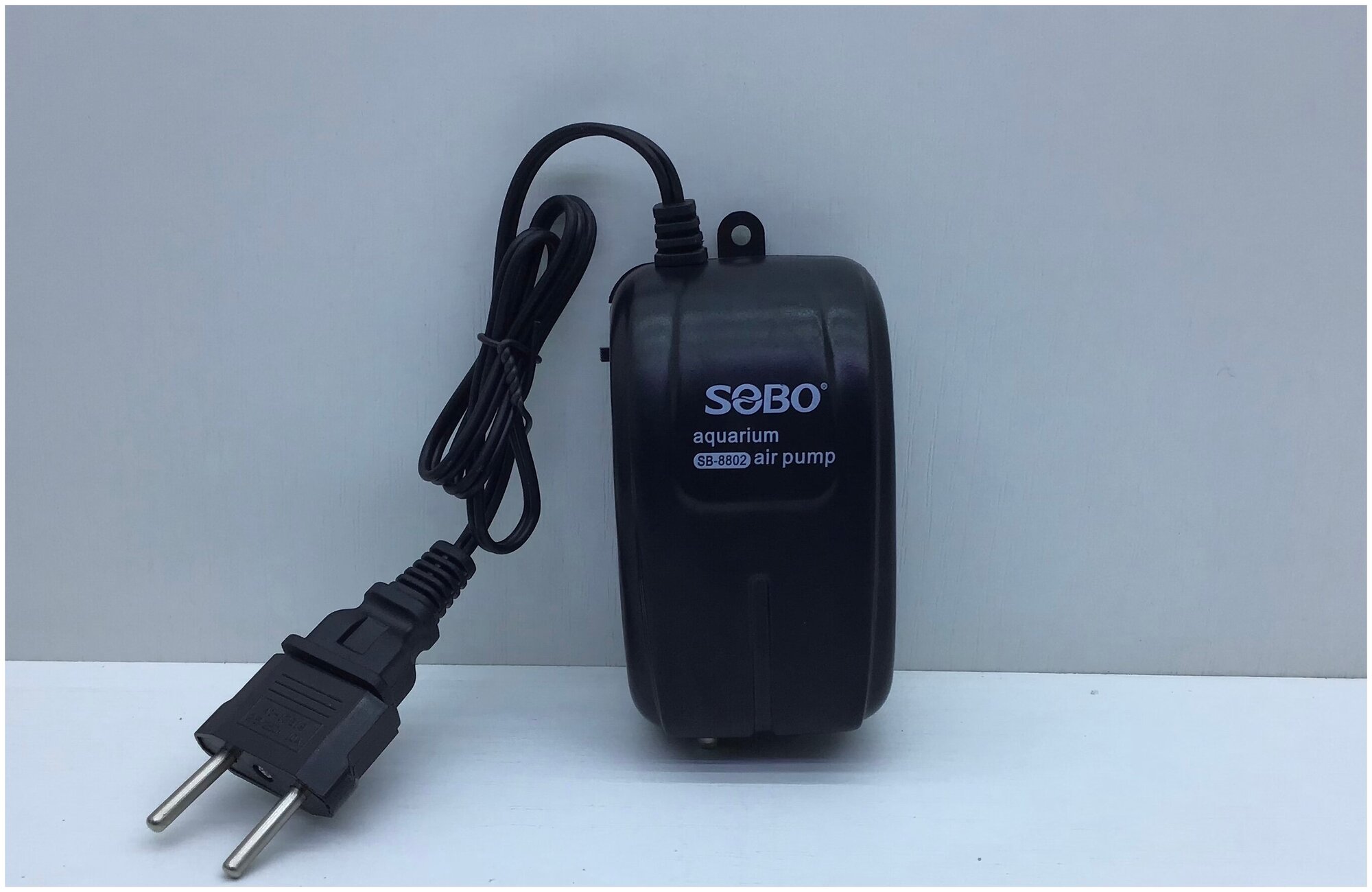 Компрессор для аквариума Sobo SB-8802, 2.5 вт, 3 л/м