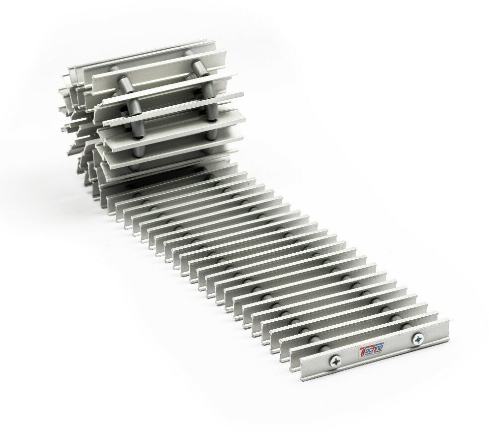 Решетка рулонная Techno РРА 150-1600/C алюминиевая, цвет серебро - фотография № 1