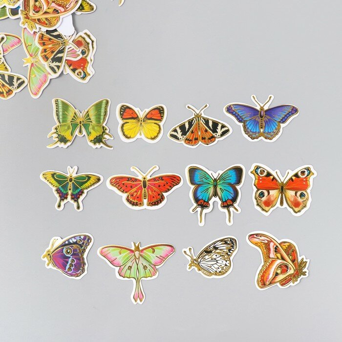 Арт Узор Наклейки для творчества "Мир бабочек" тиснение золото набор 48 шт 9х7х0,8 см