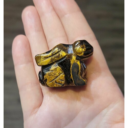 Фигурка кролика из тигрового глаза (33г)