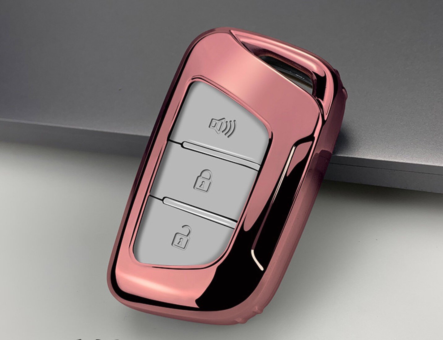 Защитный ультралегкий силиконовый чехол MyPads M-236950 розовый с вырезом под логотип для автомобильного ключа зажигания марки Джак Моторс JAC J7, .