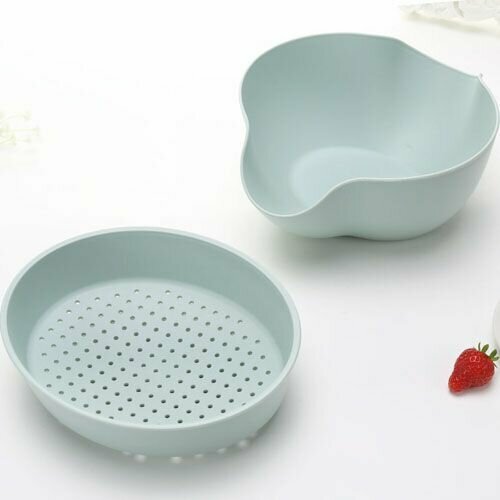 Дуршлаг EmHouse с поддоном и носиком для слива, 23,5 х 21,5 х 9,5 см.