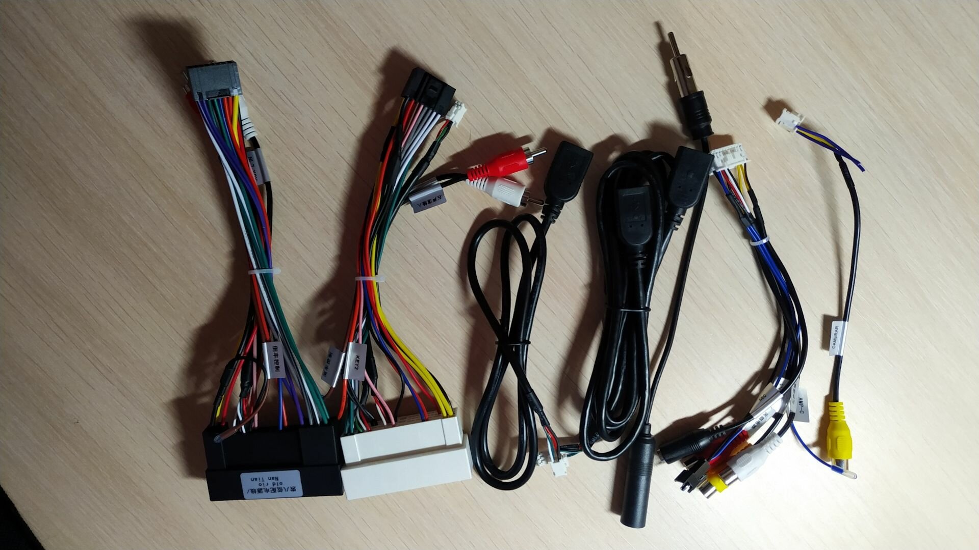 Комплект проводов для подключения автомагнитолы, стартовый TEYES CC3