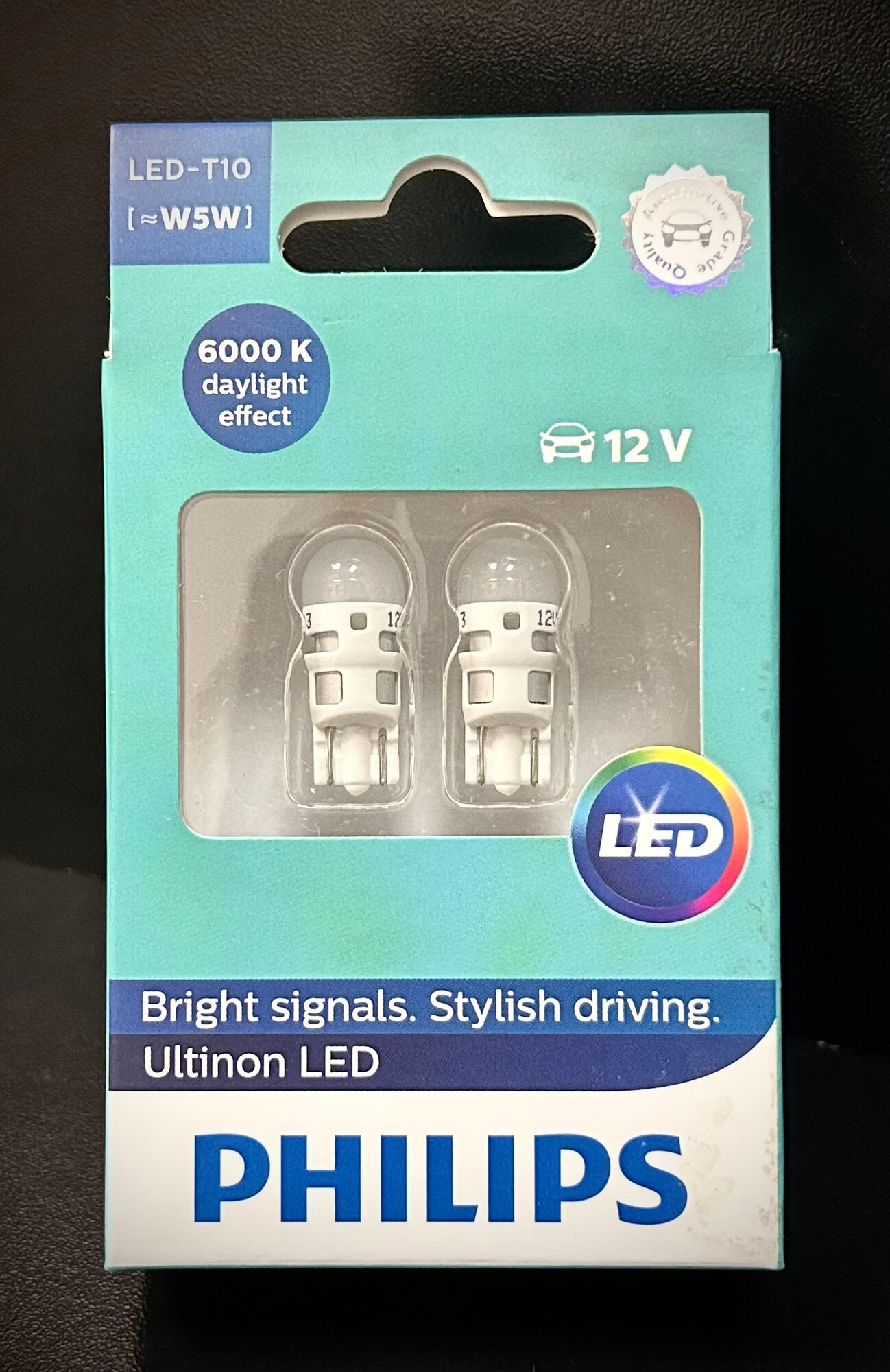 Лампа автомобильная светодиодная Philips Ultinon LED 11961ULWX2 W5W W2.1×9.5d 6000K 2 шт.