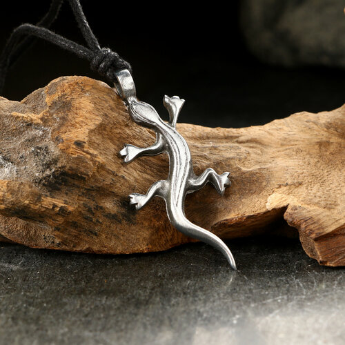 Амулет-брелок тотем Саламандра 05 металлический 1шт 673₽