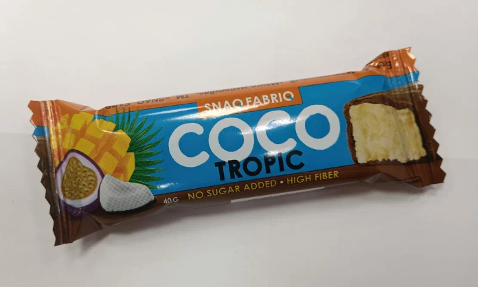 Батончик Snaq Fabriq COCO TROPIC, глазированный с начинкой манго-маракуйя, с высоким содержанием клетчатки, 40 гр