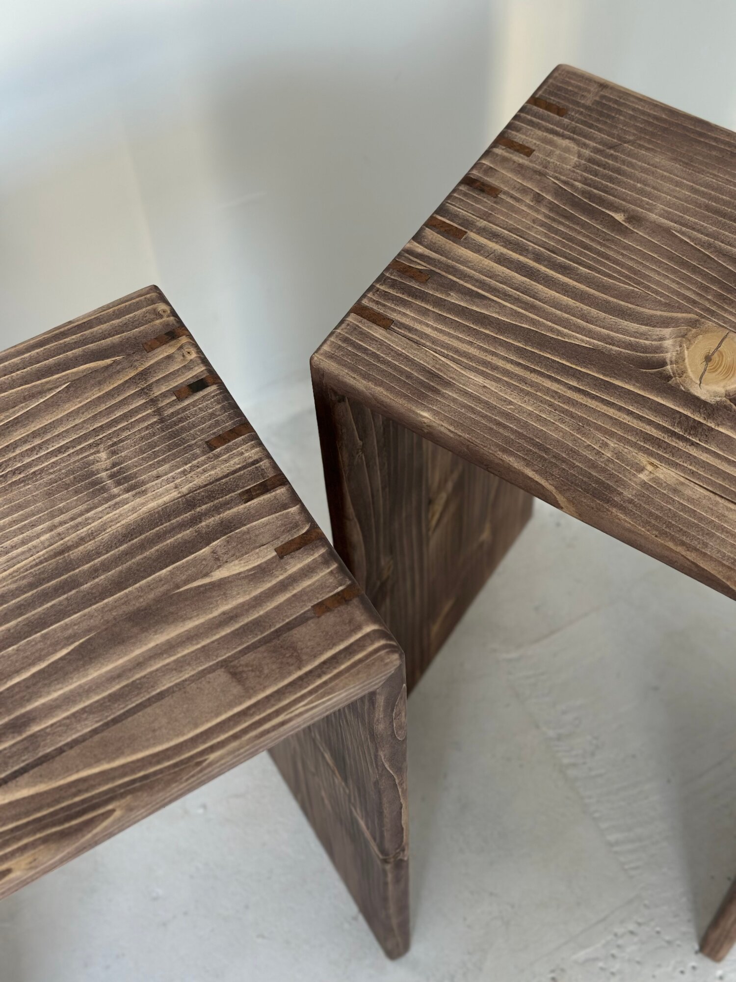 Табурет для дома и кухни - удобный и прочный, размер 25х48х32