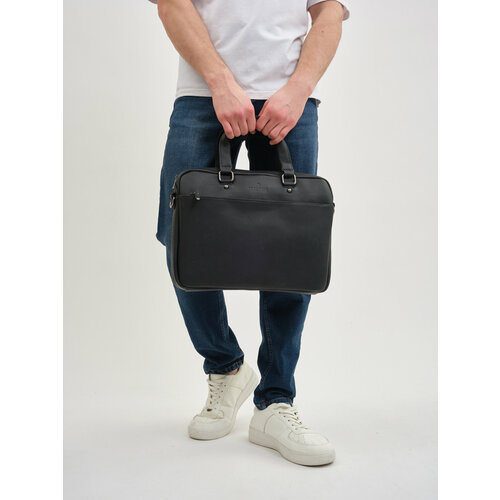 Портфель POUCHMAN фактура гладкая черный 28 13022₽