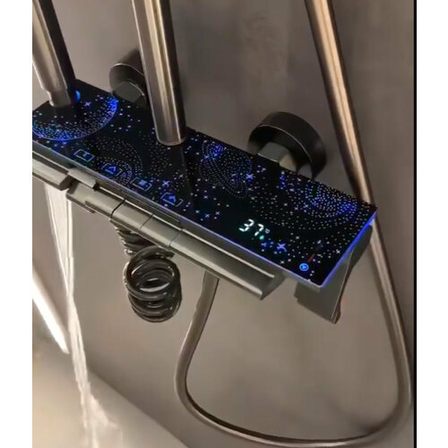 Душевая. Душевая система, смеситель для ванны и душа, душевой кабины, Тропический дождь, интерактивная душевая система