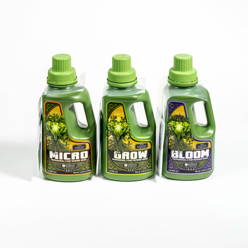 Удобрение Emerald Harvest Grow+Bloom+Micro 0,95Л для растений стимулятор цветения emerald harvest honey chome 0 5л