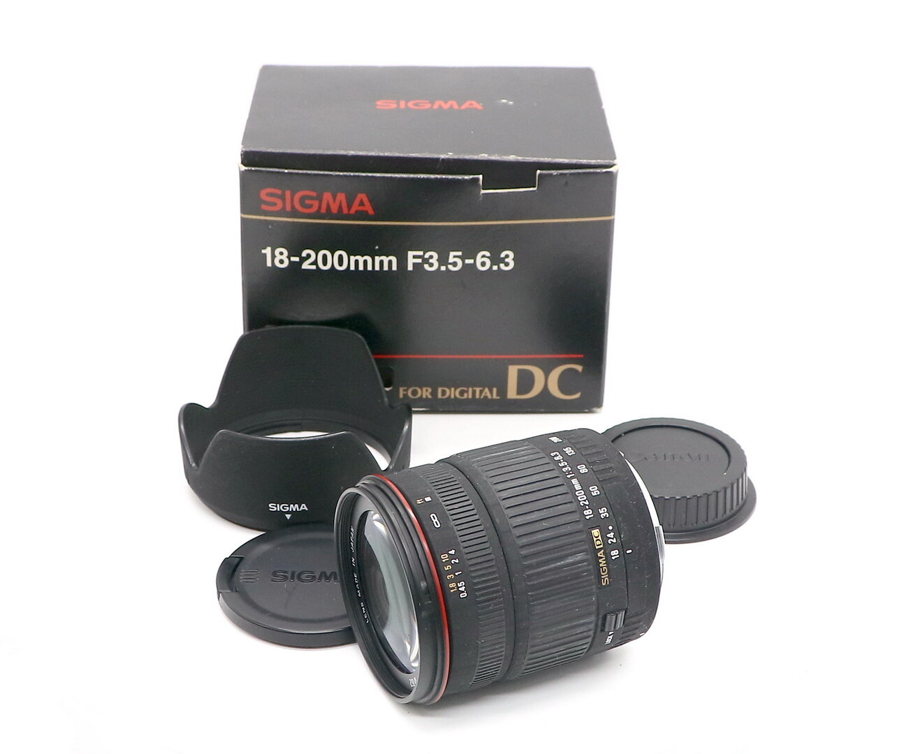 Sigma AF 18-200mm f/3.5-6.3 DC for Canon в упаковке