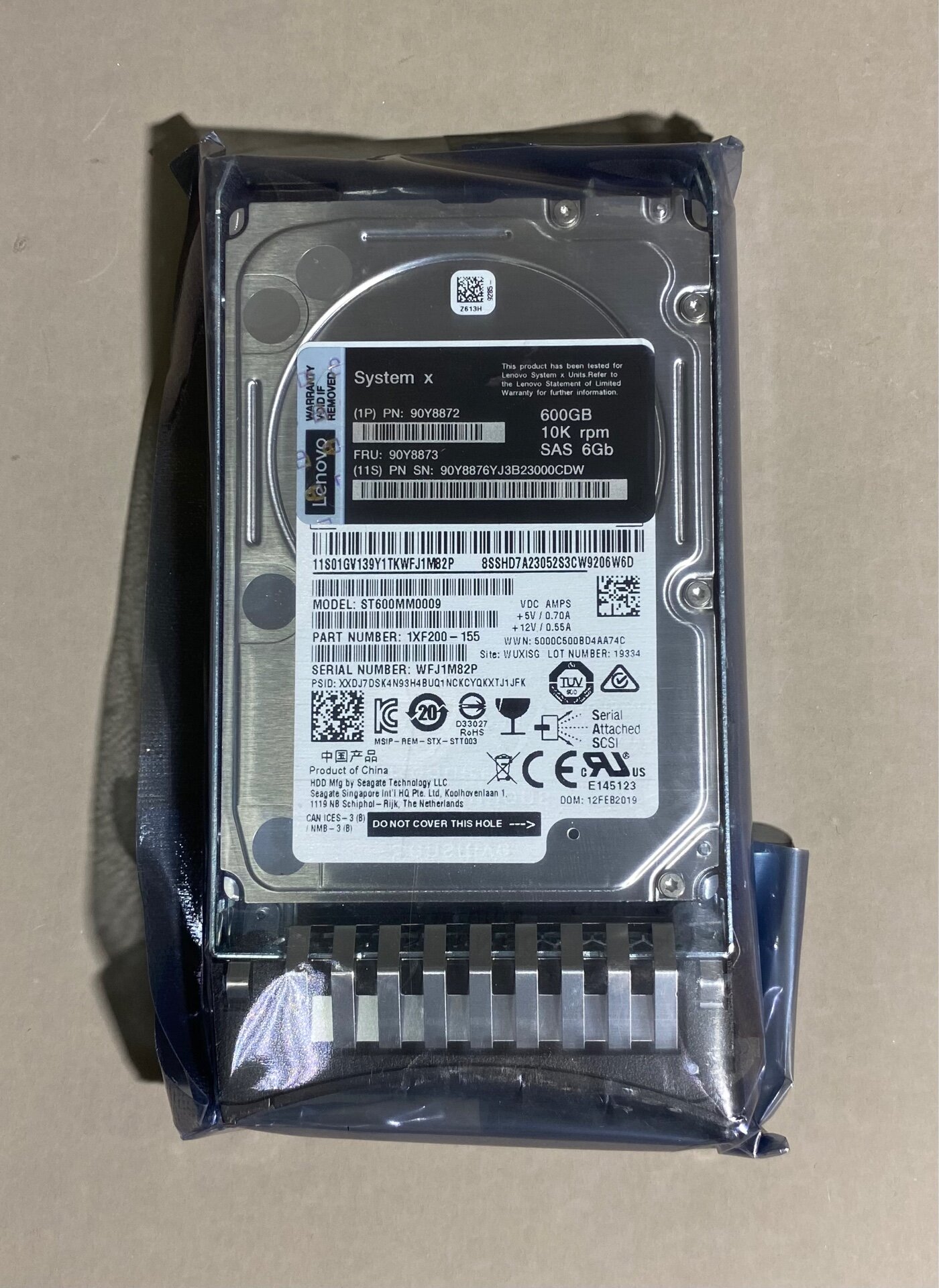 90Y8872/90Y8873/49Y2003/49Y2004 Жесткий диск 600GB IBM 2.5" SAS 10K 6G Hot Swap для X3650M4/X3550M4