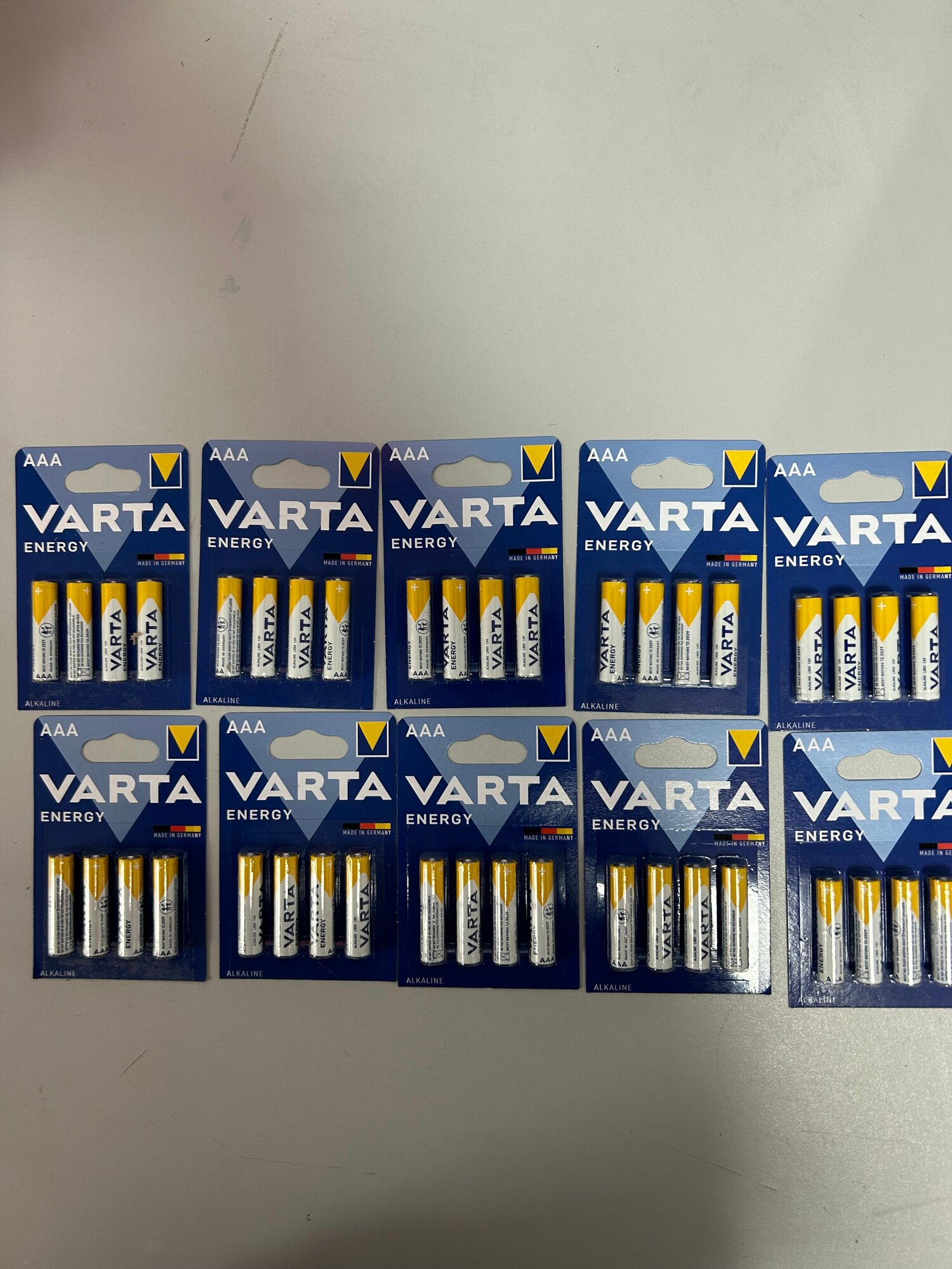 Батарейка VARTA ENERGY AAA, мизинчиковая 40 шт